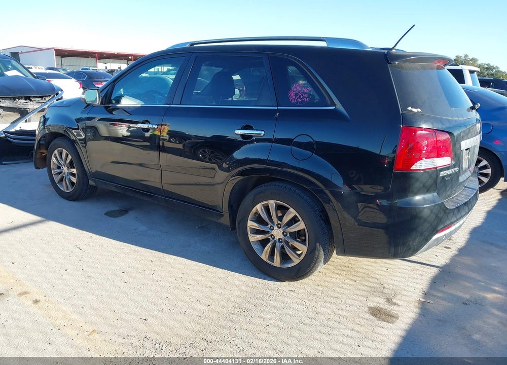 2011 KIA SORENTO SX V6 VIN: 5XYKW4A20BG093615