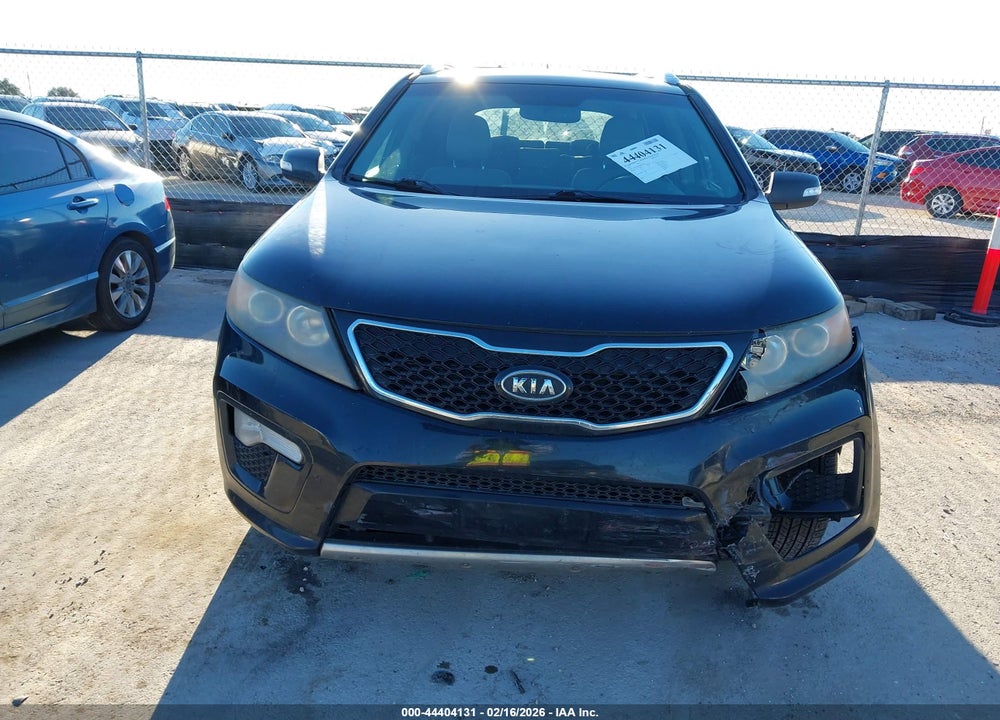 2011 KIA SORENTO SX V6 VIN: 5XYKW4A20BG093615