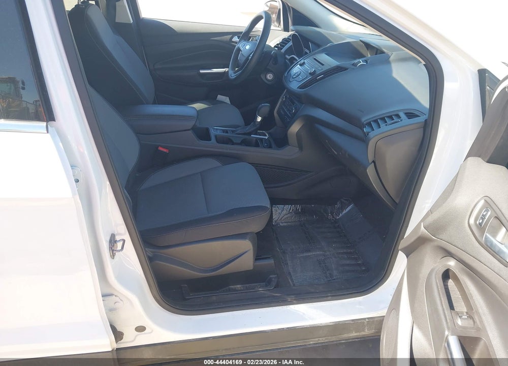 2017 FORD ESCAPE SE VIN: 1FMCU0GD9HUC66871