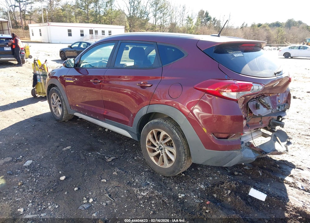 2017 HYUNDAI TUCSON SE VIN: KM8J33A49HU452849
