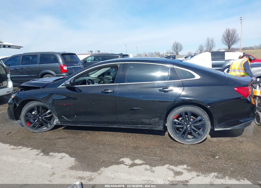 2018 CHEVROLET MALIBU LT VIN: 1G1ZD5ST5JF168711