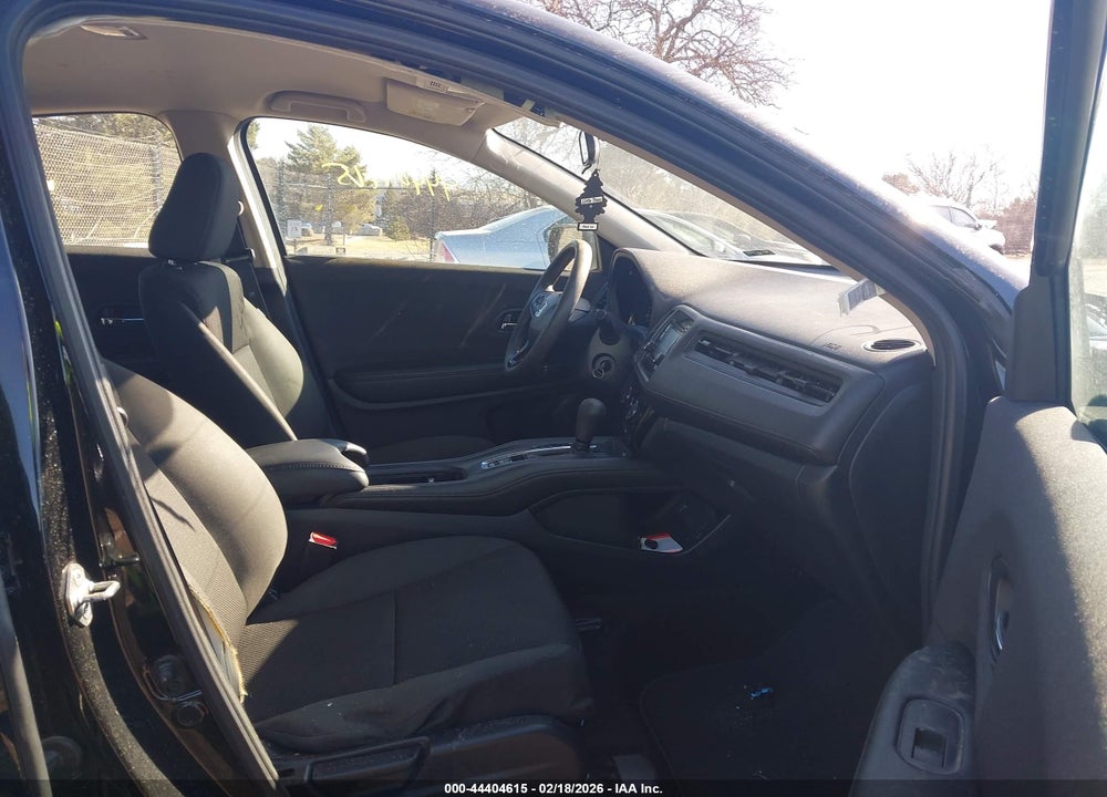 2020 HONDA HR-V AWD LX VIN: 3CZRU6H31LM717290