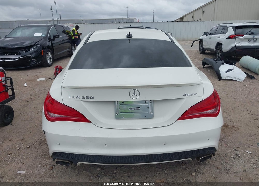 2015 MERCEDES-BENZ CLA 250 4MATIC VIN: WDDSJ4GB3FN201610