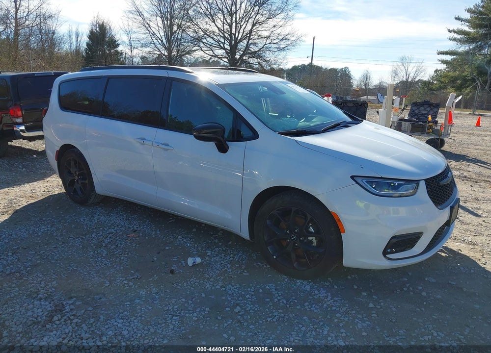 2025 CHRYSLER PACIFICA LIMITED VIN: 2C4RC1GG9SR562155