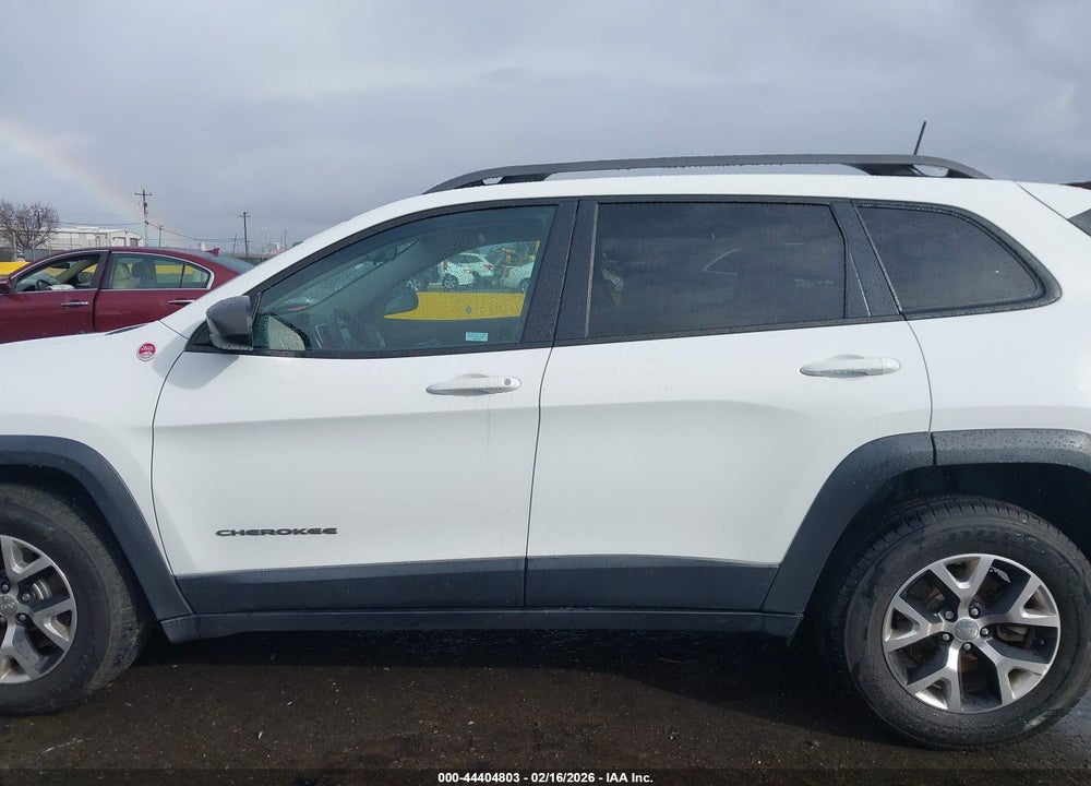2017 JEEP CHEROKEE TRAILHAWK 4X4 VIN: 1C4PJMBS3HW587594