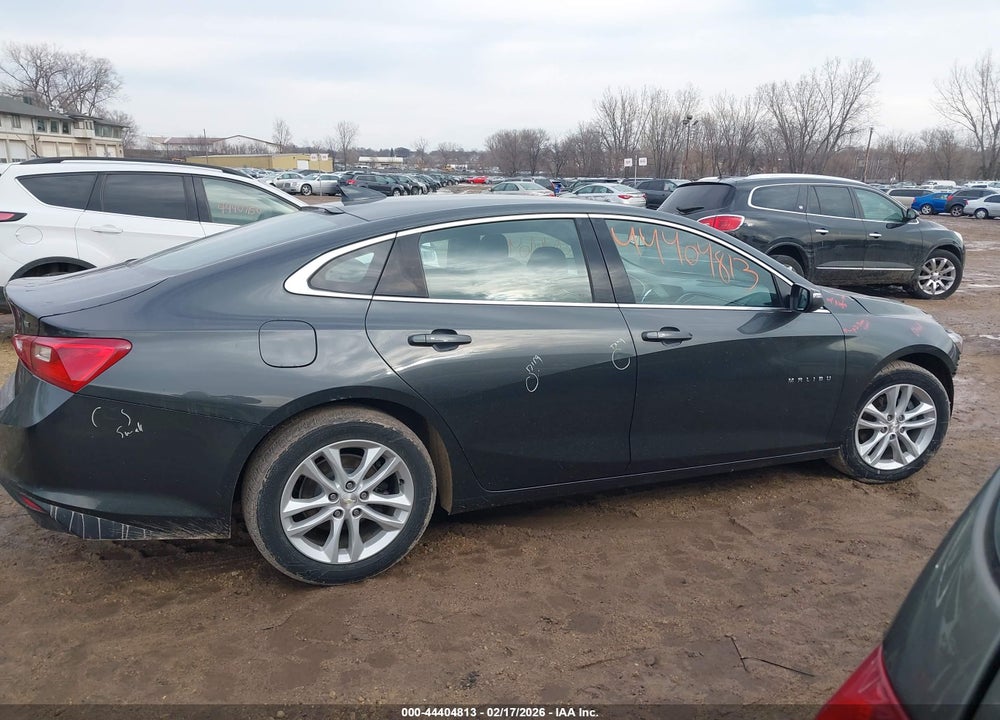 2018 CHEVROLET MALIBU LT VIN: 1G1ZD5ST1JF245140