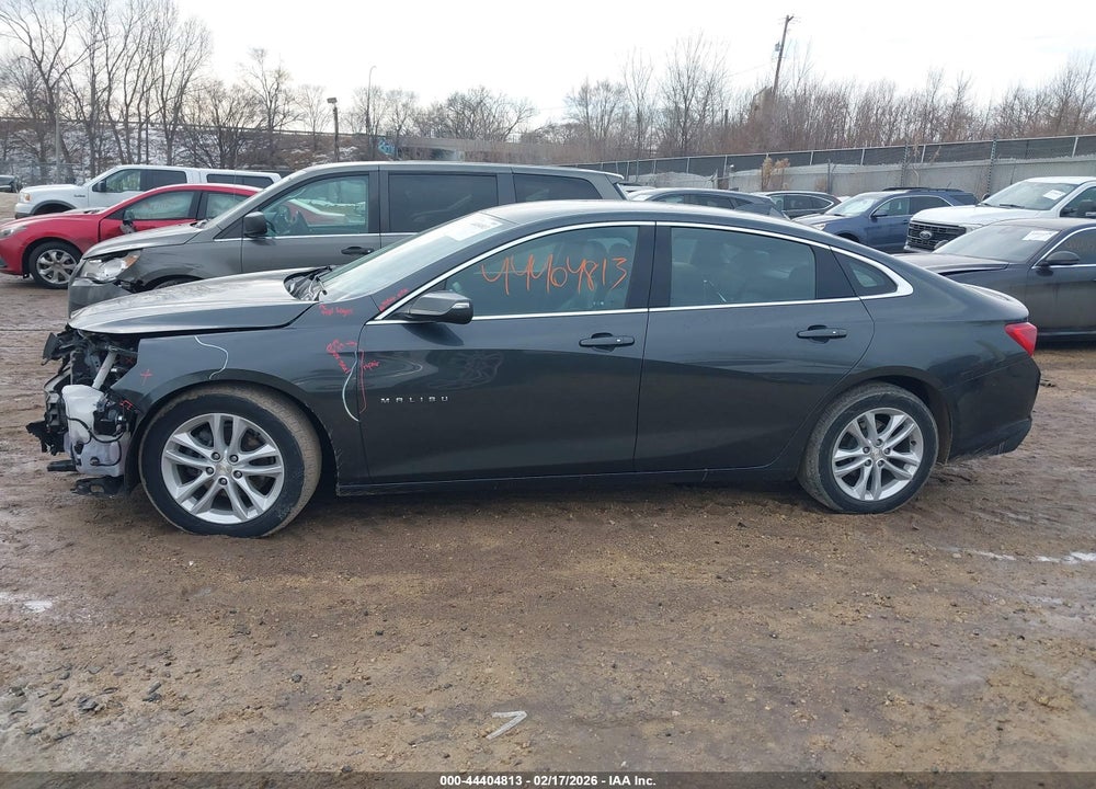 2018 CHEVROLET MALIBU LT VIN: 1G1ZD5ST1JF245140