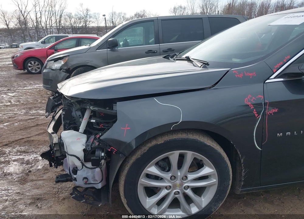 2018 CHEVROLET MALIBU LT VIN: 1G1ZD5ST1JF245140