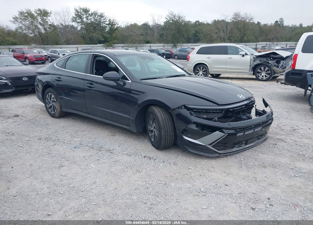 2026 HYUNDAI SONATA HYBRID BLUE VIN: KMHL24JJ3TA145601