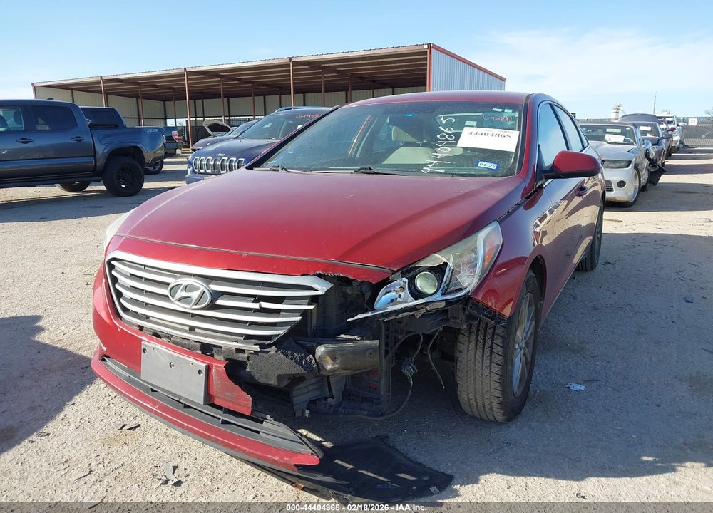 2015 HYUNDAI SONATA SE VIN: 5NPE24AF4FH116226