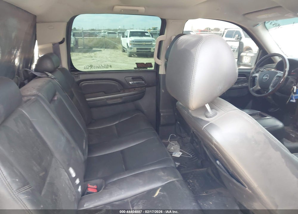 2013 GMC SIERRA 3500HD DENALI VIN: 1GT426C88DF159433