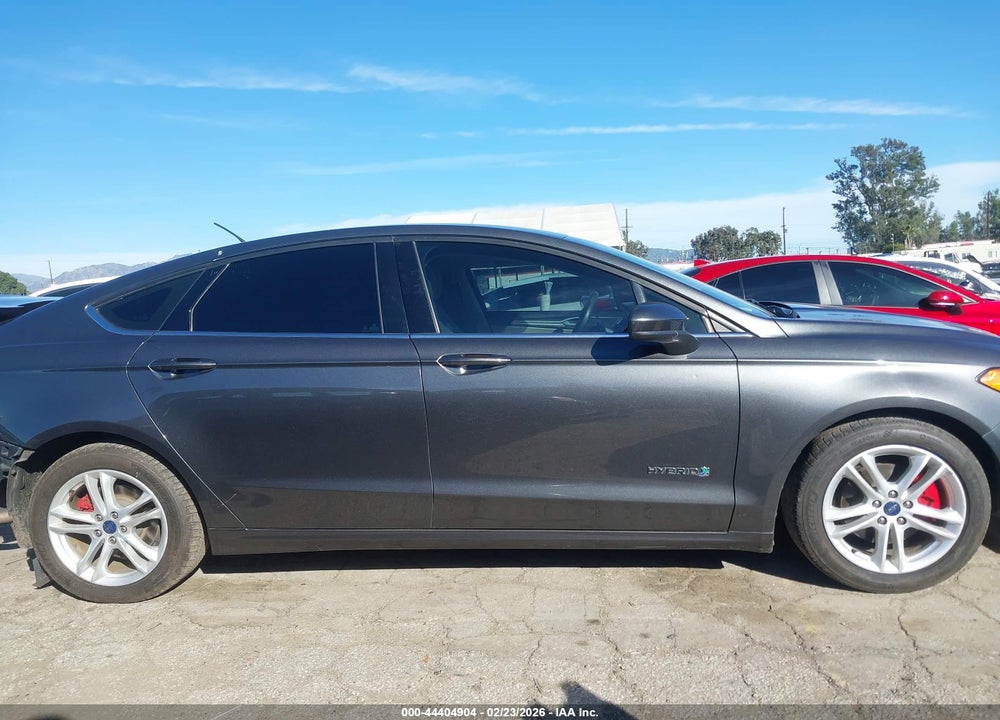 2018 FORD FUSION HYBRID SE VIN: 3FA6P0LU3JR235018