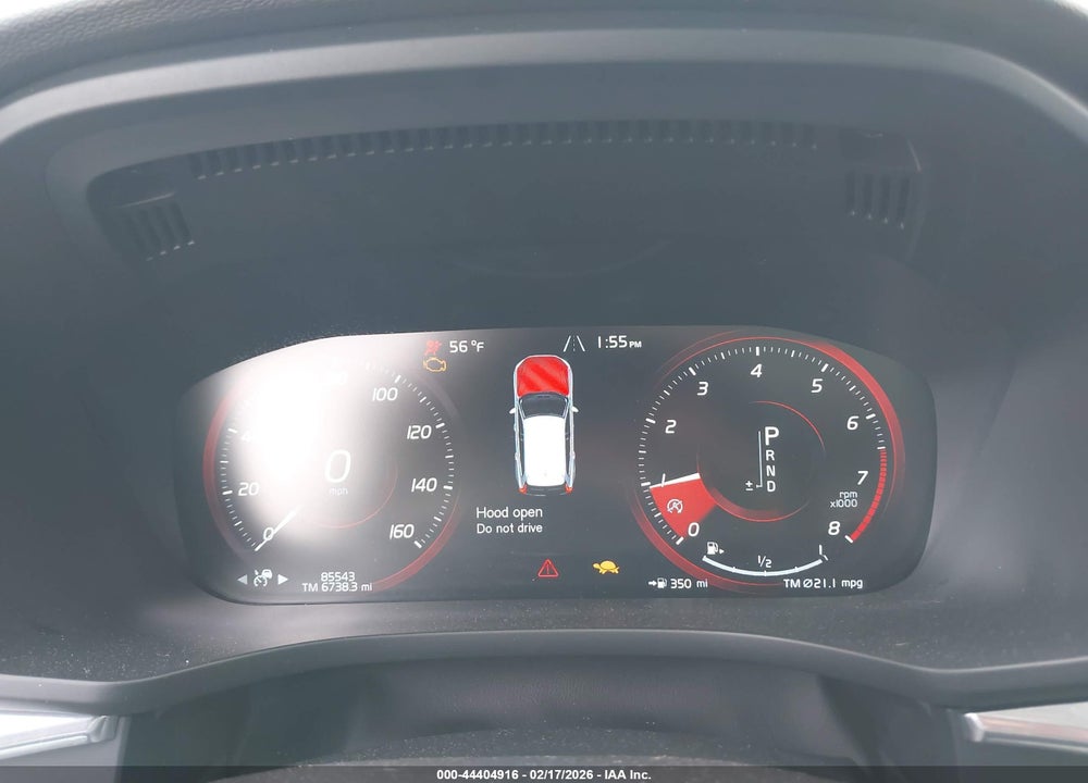 2018 VOLVO XC60 T6 MOMENTUM VIN: LYVA22RKXJB110315