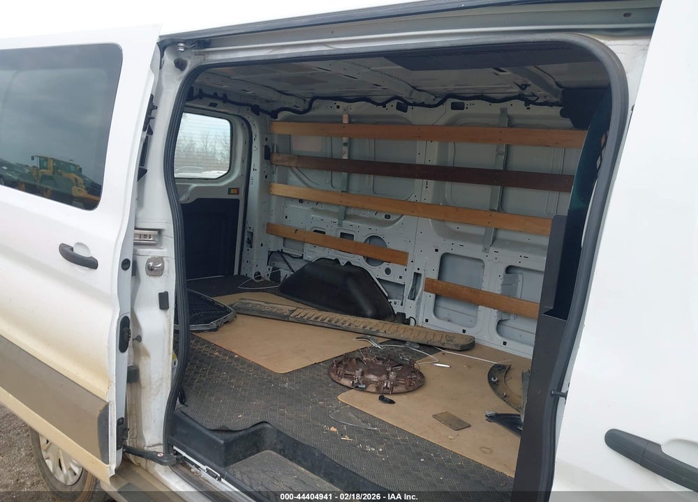 2022 FORD TRANSIT-250 VIN: 1FTBR1Y82NKA09048