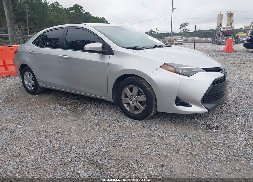 2018 TOYOTA COROLLA LE VIN: 2T1BURHE9JC115589