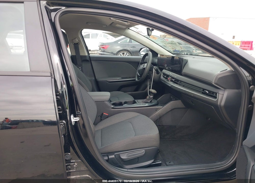 2025 KIA K4 LX VIN: 3KPFT4DE5SE132602