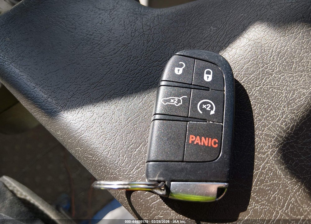 2015 JEEP GRAND CHEROKEE ALTITUDE VIN: 1C4RJFAGXFC775156