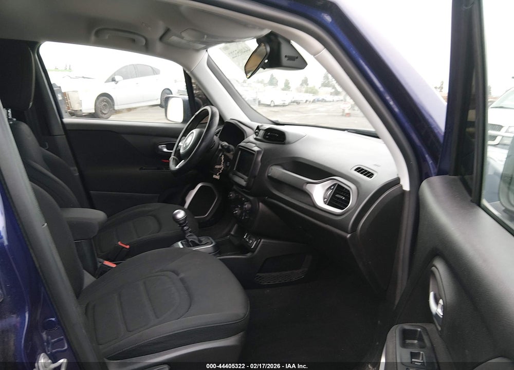 2018 JEEP RENEGADE LATITUDE FWD VIN: ZACCJABH6JPJ10479