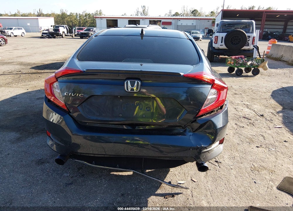 2019 HONDA CIVIC EX VIN: 19XFC1F34KE005768