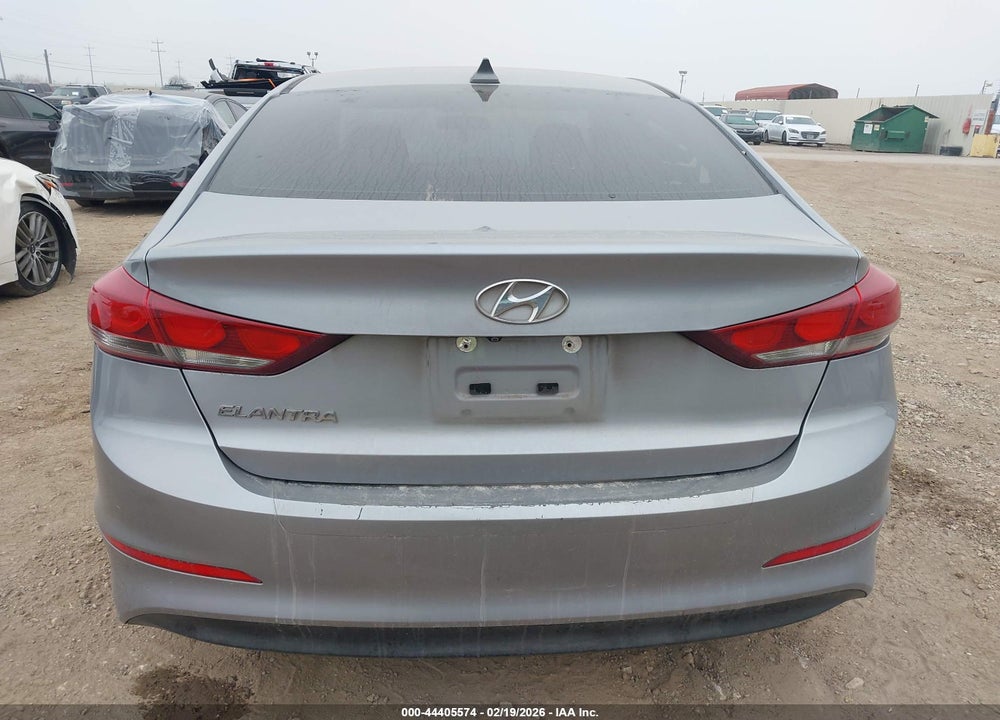 2017 HYUNDAI ELANTRA SE VIN: 5NPD84LFXHH093996