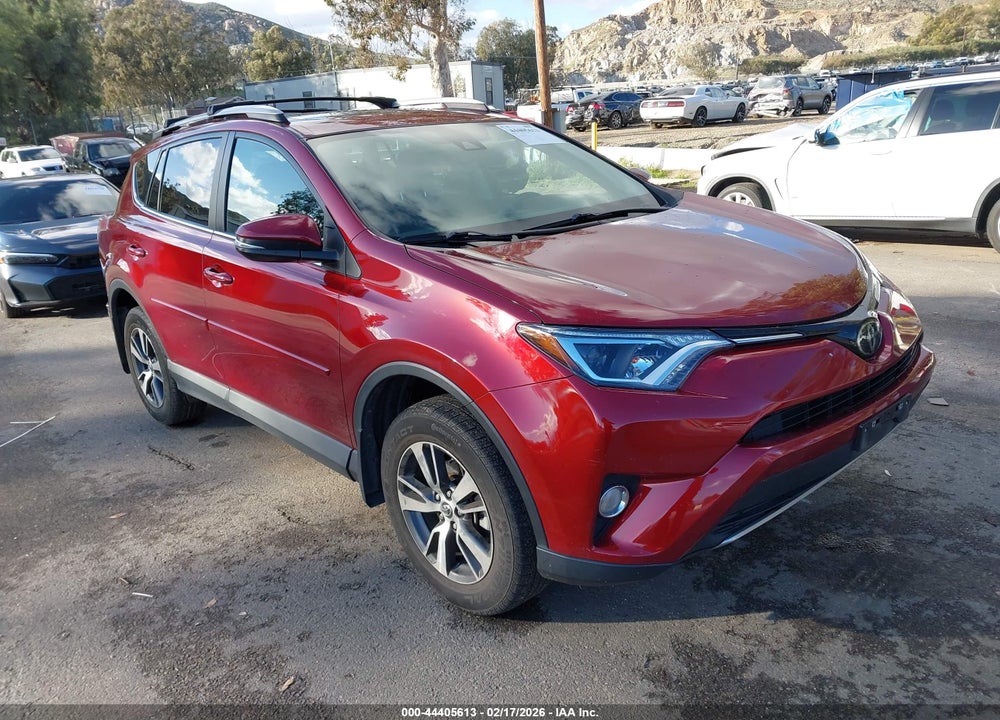 2018 TOYOTA RAV4 XLE VIN: 2T3WFREV9JW448994