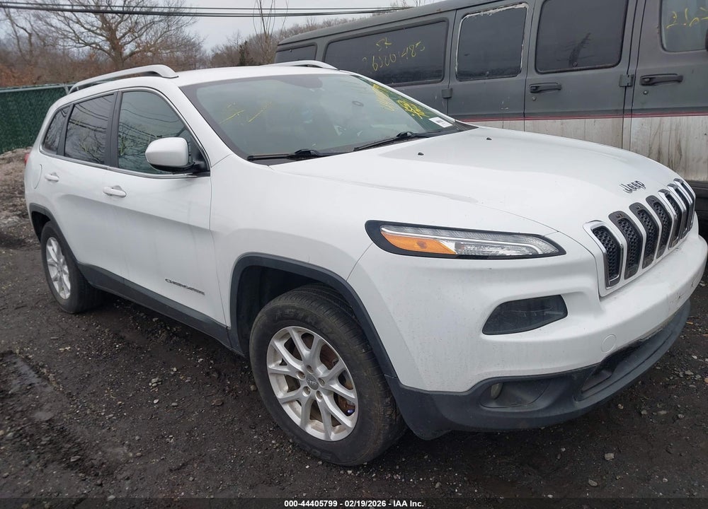 2015 JEEP CHEROKEE LATITUDE VIN: 1C4PJMCB6FW594910