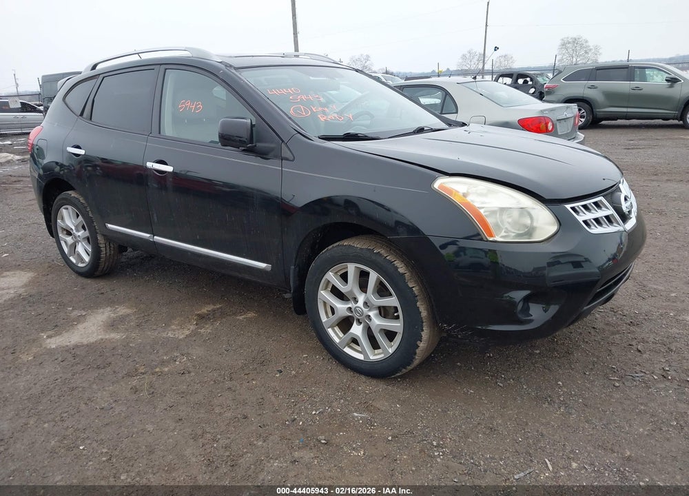 2013 NISSAN ROGUE SV W/SL PKG VIN: JN8AS5MV8DW132738