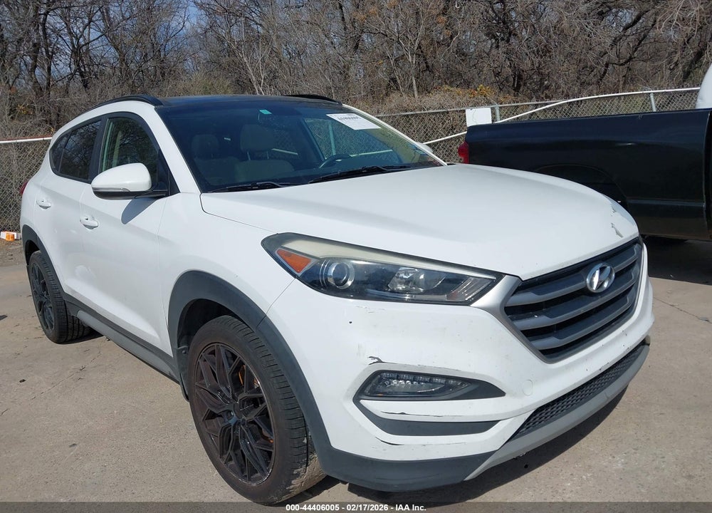 2018 HYUNDAI TUCSON VALUE VIN: KM8J33A24JU654485