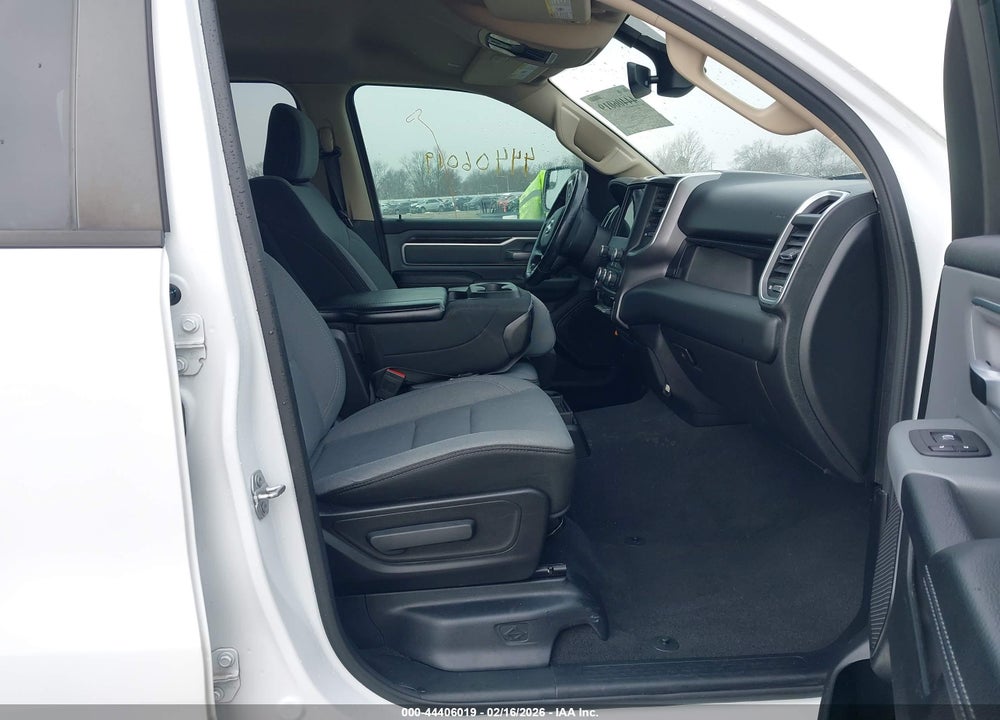 2019 RAM 1500 BIG HORN/LONE STAR  4X4 5'7 BOX VIN: 1C6SRFFT1KN815940