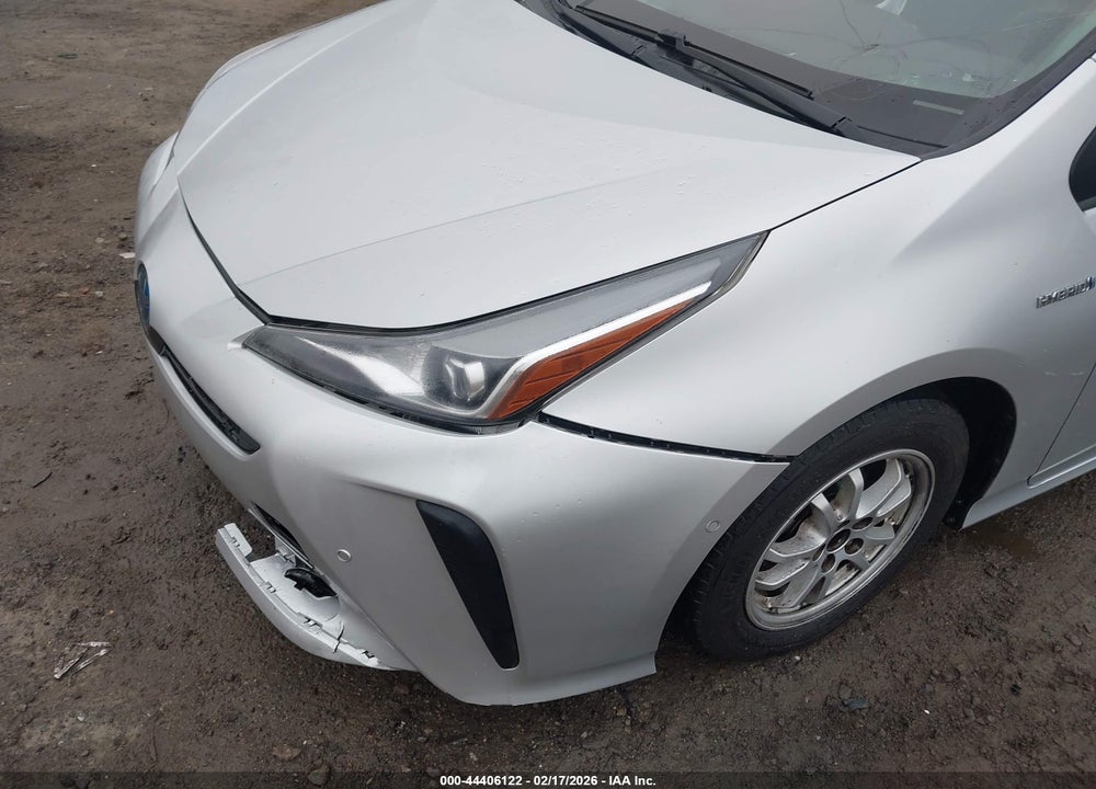 2021 TOYOTA PRIUS LE VIN: JTDKAMFU6M3148066