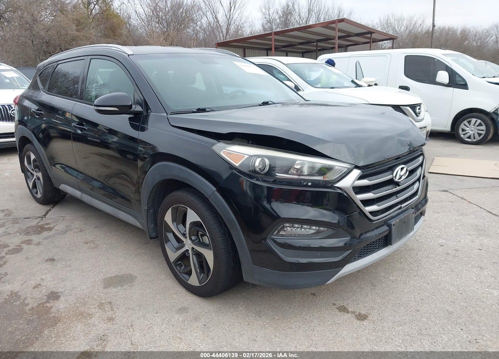 2017 HYUNDAI TUCSON SPORT VIN: KM8J33A23HU376494
