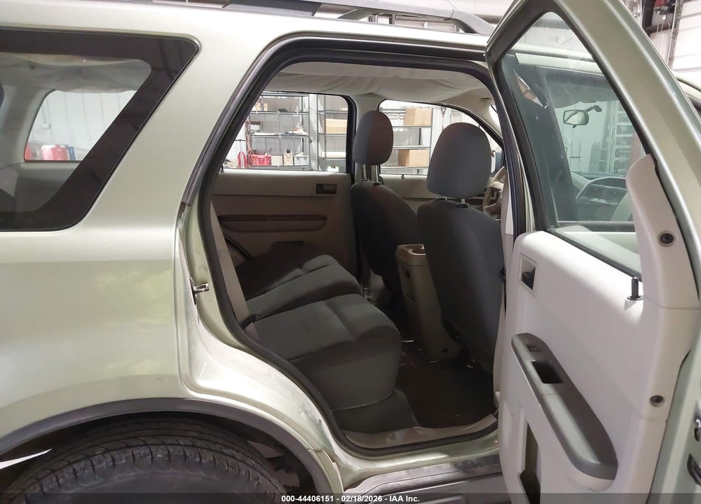 2008 FORD ESCAPE XLS/XLS MANUAL VIN: 1FMCU02Z38KB68613