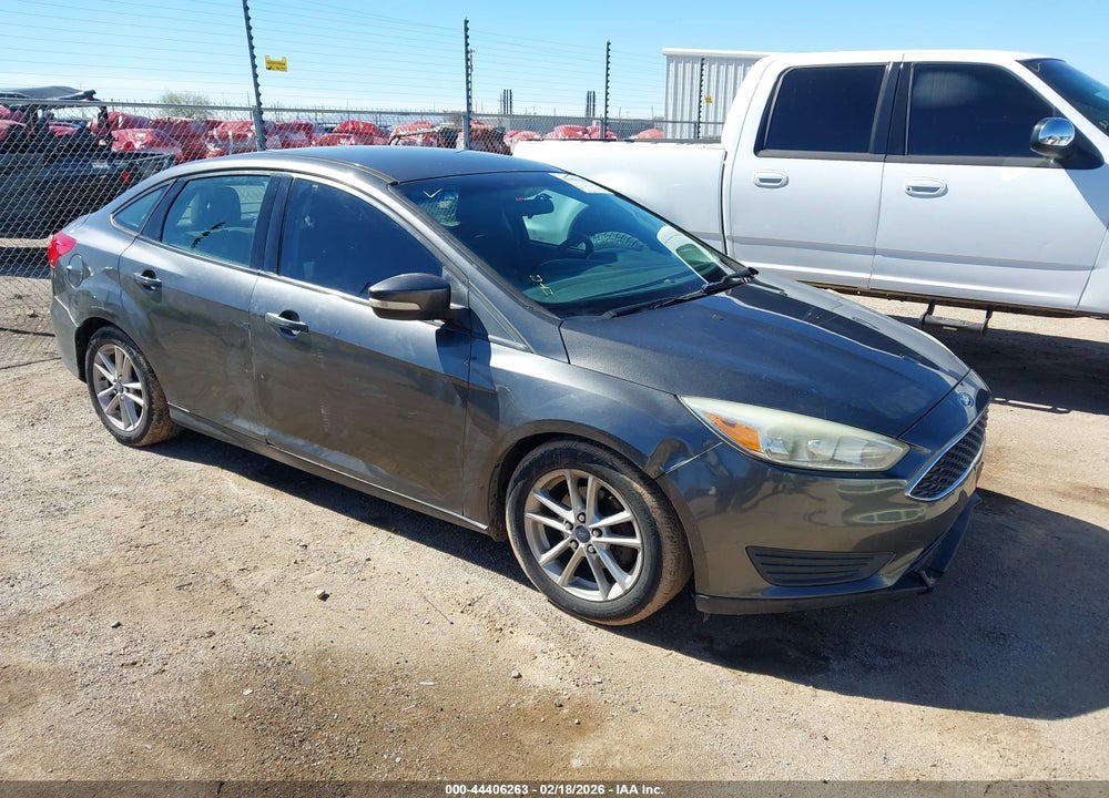 2015 FORD FOCUS SE VIN: 1FADP3F27FL338323