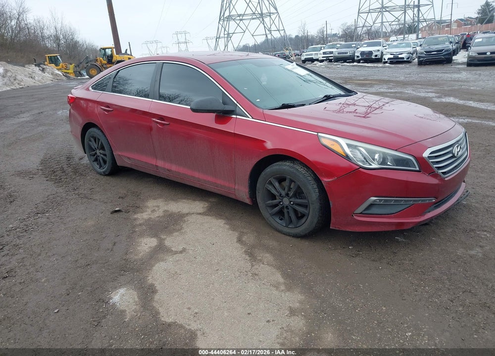 2015 HYUNDAI SONATA SE VIN: 5NPE24AF6FH177626