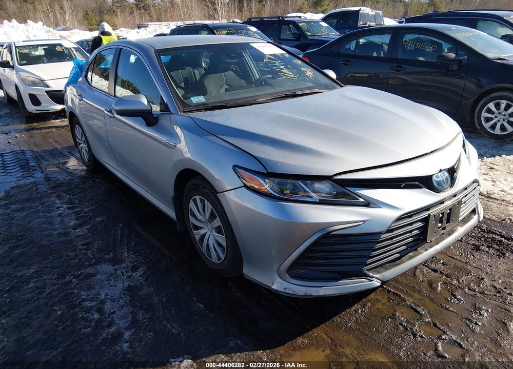 2021 TOYOTA CAMRY LE HYBRID VIN: 4T1C31AK0MU031575
