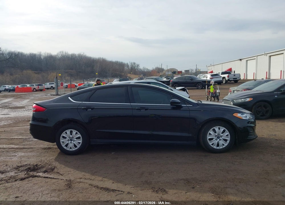 2020 FORD FUSION S VIN: 3FA6P0G73LR256832