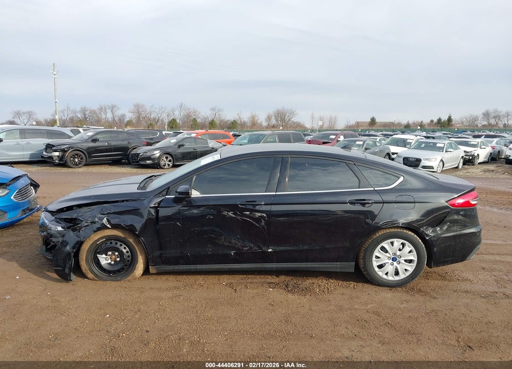 2020 FORD FUSION S VIN: 3FA6P0G73LR256832