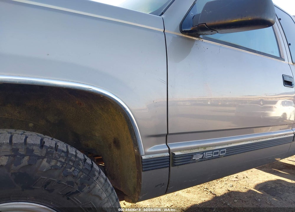 1998 CHEVROLET K1500 FLEETSIDE VIN: 1GCEK19R1WR140120