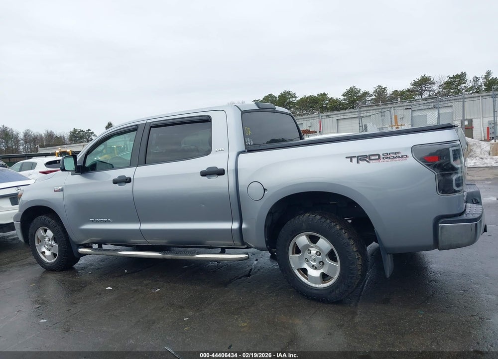 2010 TOYOTA TUNDRA GRADE 5.7L V8 VIN: 5TFDY5F19AX151631