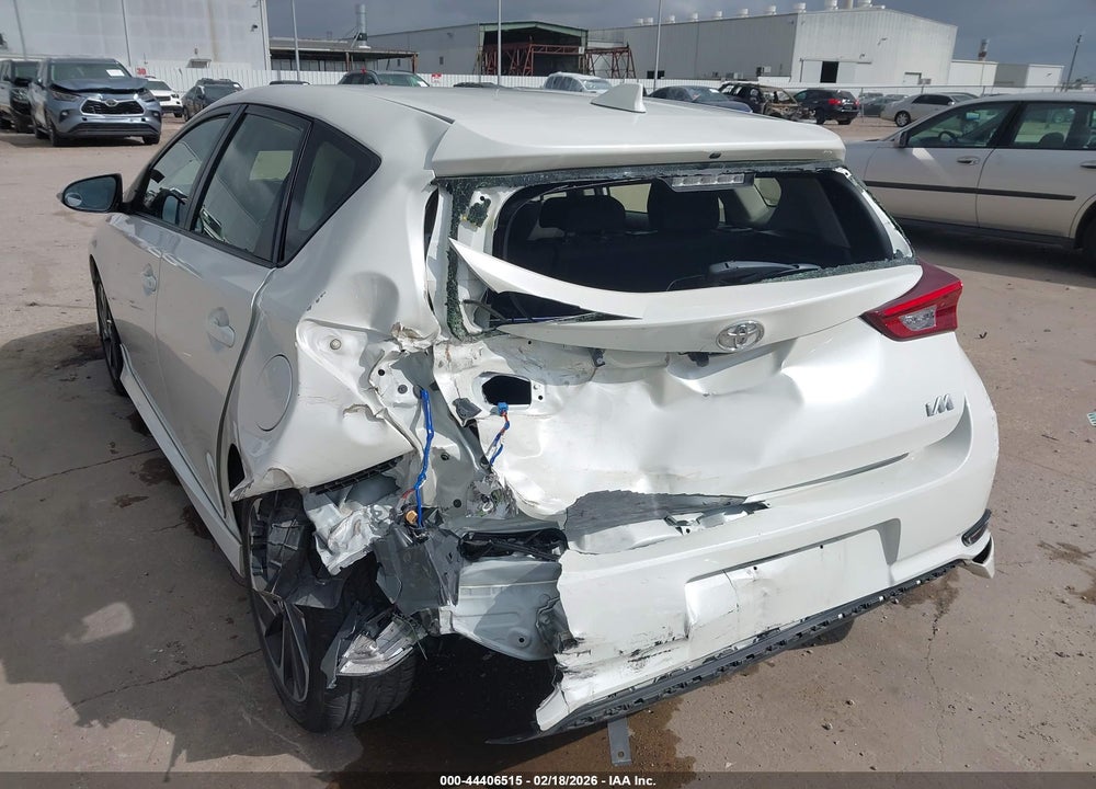 2018 TOYOTA COROLLA IM VIN: JTNKARJE1JJ565790