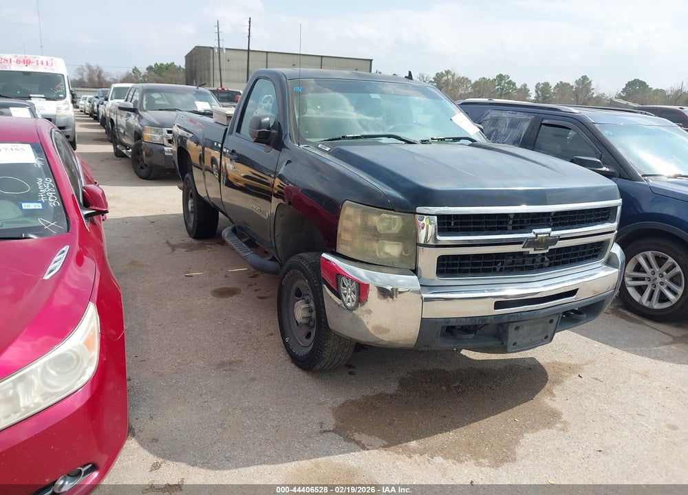 2007 CHEVROLET SILVERADO 2500HD WORK TRUCK VIN: 1GCHC24KX7E574443