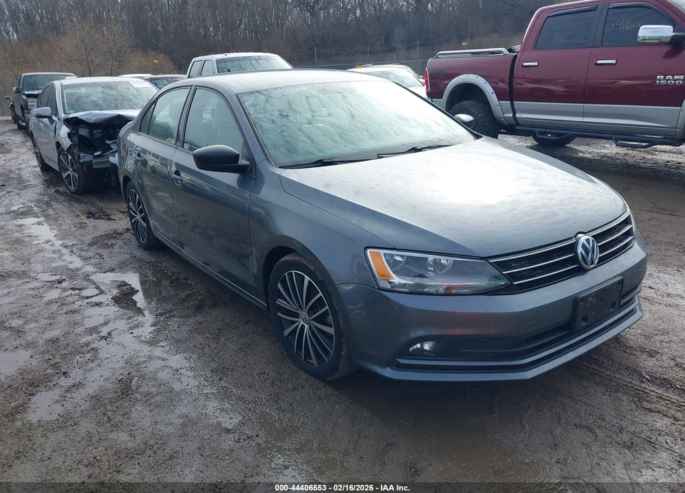 2016 VOLKSWAGEN JETTA 1.8T SPORT VIN: 3VWD17AJ0GM416309