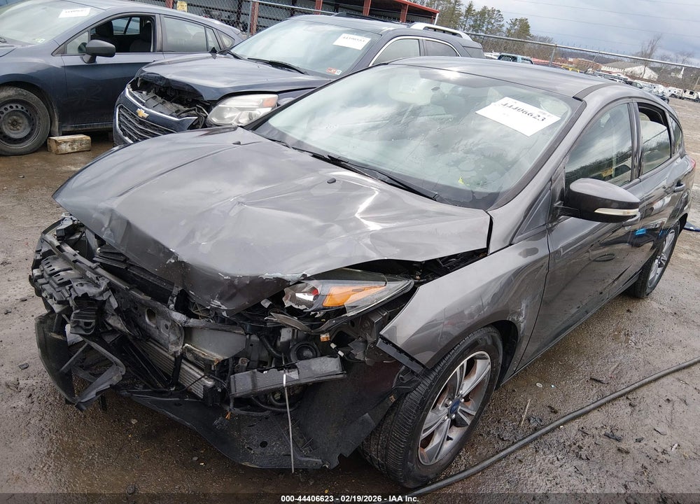 2016 FORD FOCUS SE VIN: 1FADP3KE5GL243941