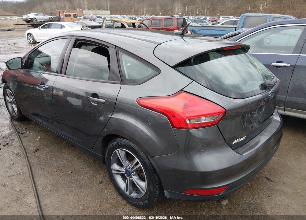 2016 FORD FOCUS SE VIN: 1FADP3KE5GL243941