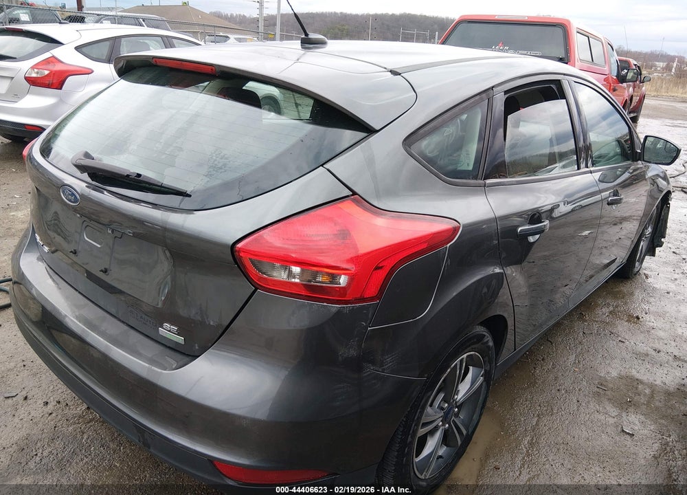 2016 FORD FOCUS SE VIN: 1FADP3KE5GL243941
