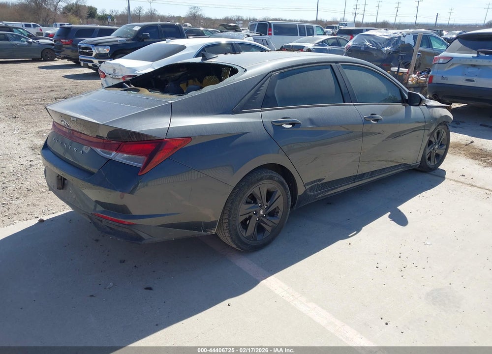 2021 HYUNDAI ELANTRA SEL VIN: 5NPLS4AG5MH018223