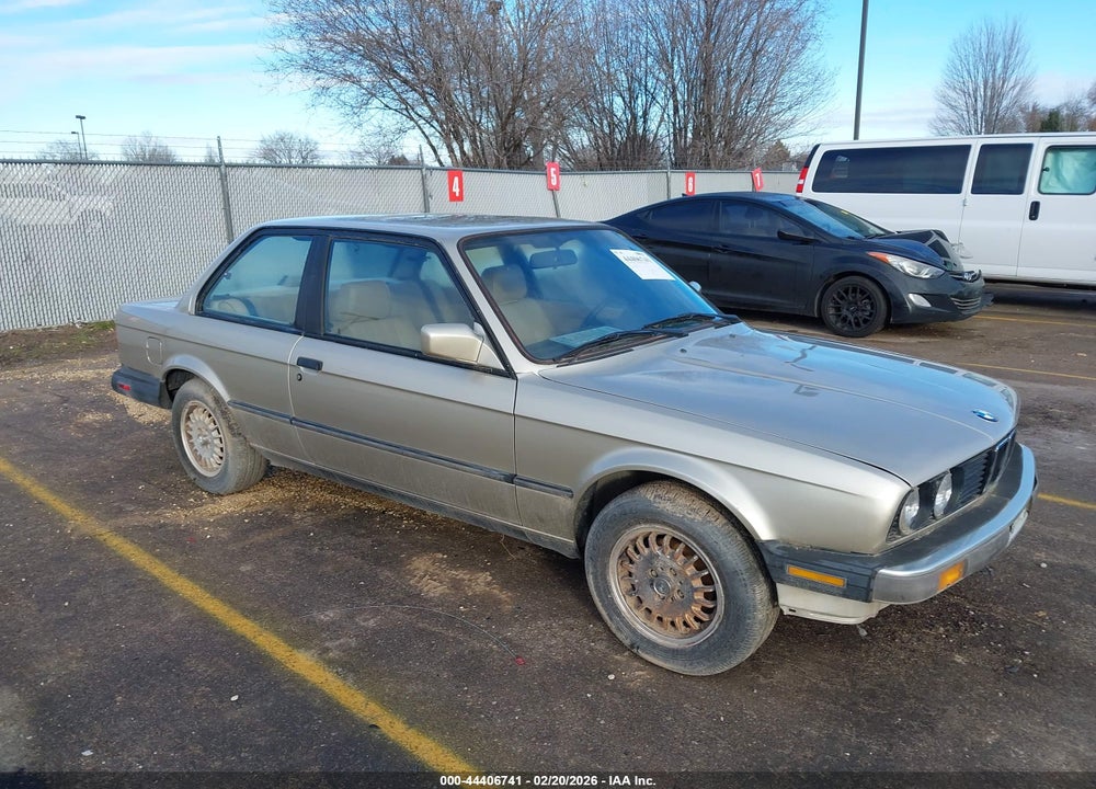1987 BMW 325 E VIN: WBAAB5406H9804264