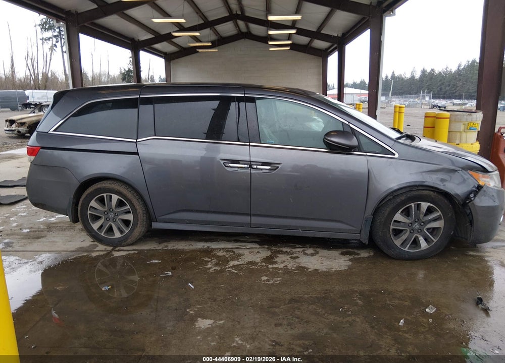 2015 HONDA ODYSSEY TOURING/TOURING ELITE VIN: 5FNRL5H93FB028917