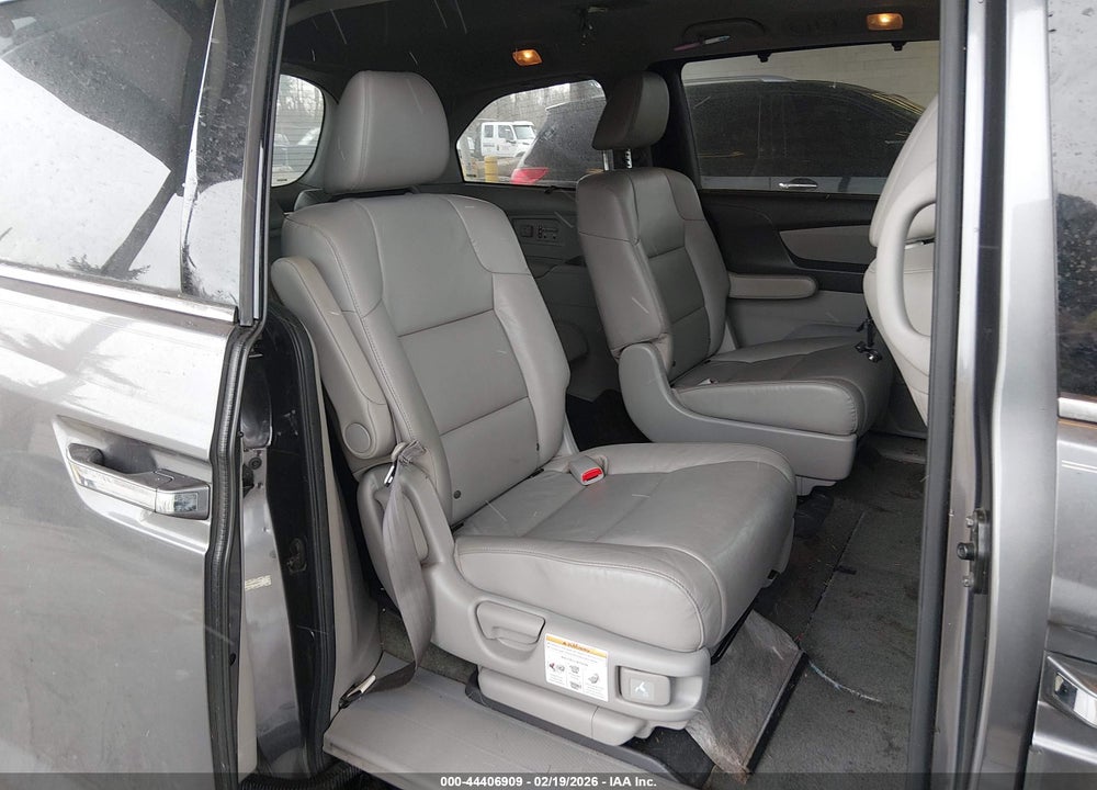 2015 HONDA ODYSSEY TOURING/TOURING ELITE VIN: 5FNRL5H93FB028917