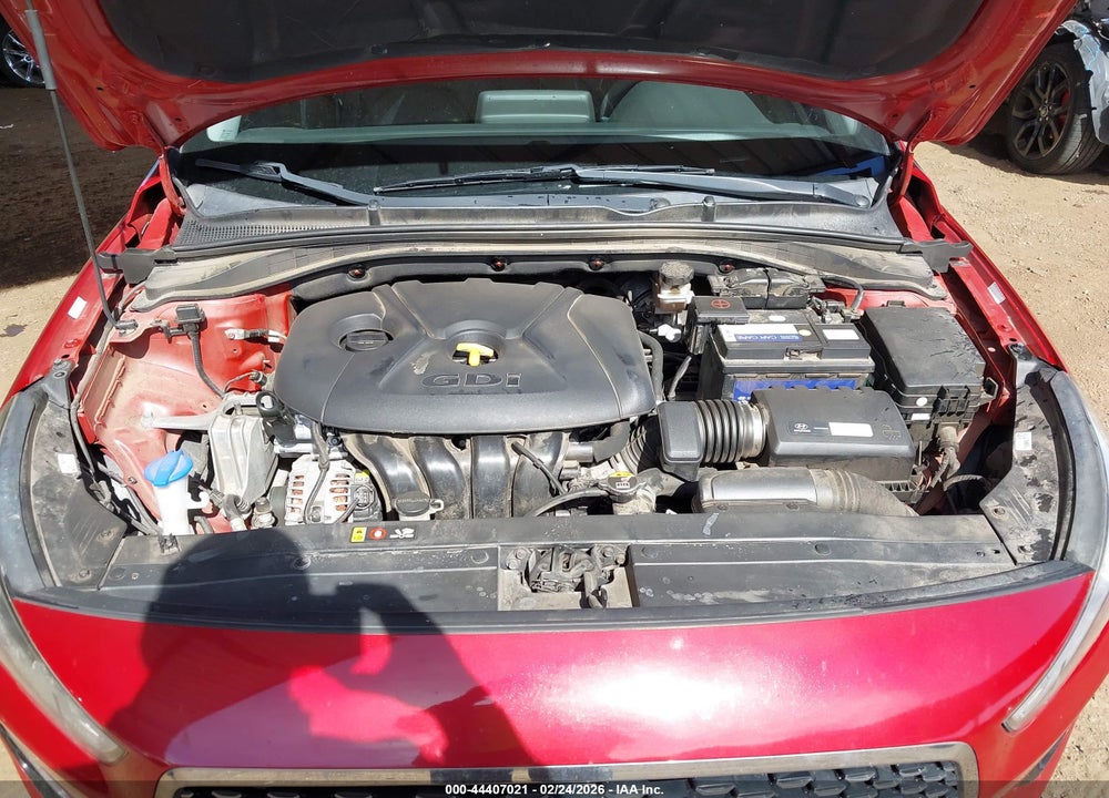 2018 HYUNDAI ELANTRA GT VIN: KMHH35LE1JU012887